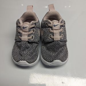 Kids Nike Shoes. Size 3C